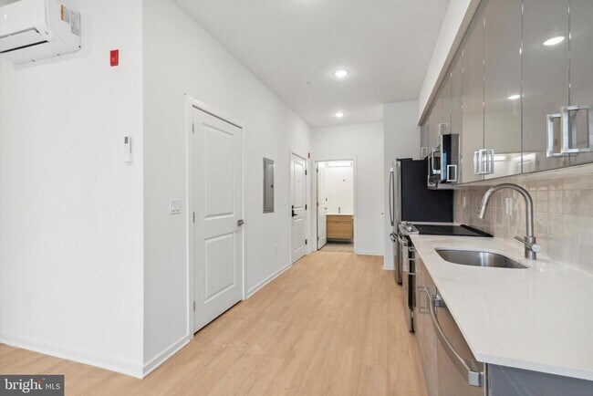 Foto del edificio - 245 N 12th St