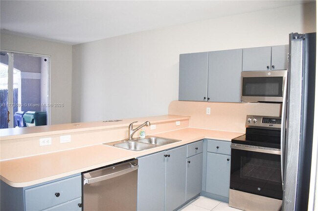 Foto del edificio - 9123 SW 152nd Path