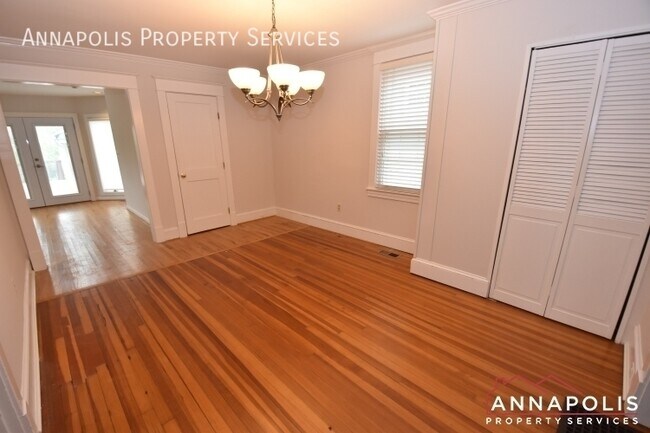 Foto del edificio - 33 Glen Ave