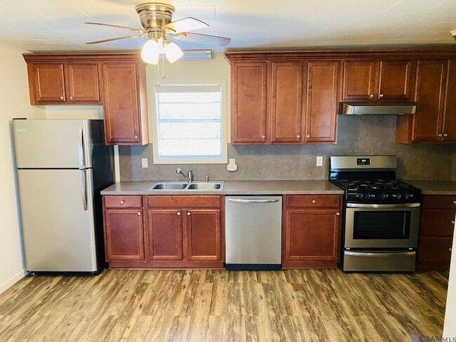 Building Photo - 45026 Fontenot Rd