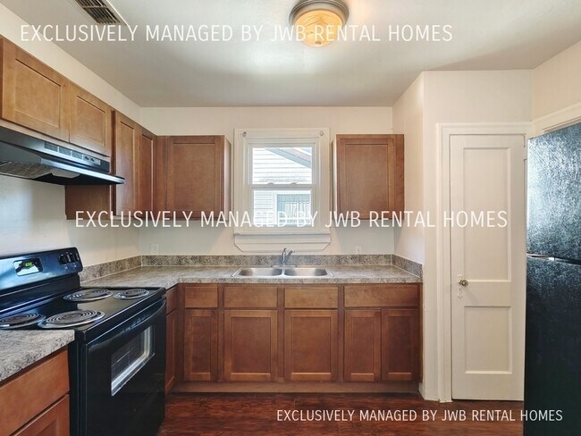 Foto del edificio - 519 E 58th St