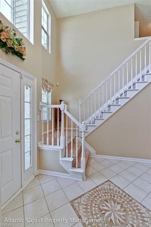 Building Photo - 4 br, 2.5 bath House - 1100 Pin Oak Drive
