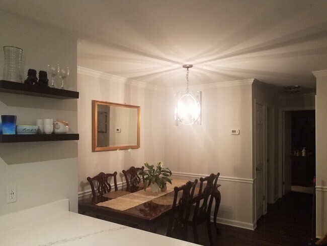 Foto del edificio - 12379 Wadsworth Way