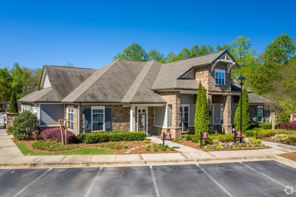 Primary Photo - Stillwood Farms Apartments at Newnan