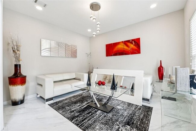 Foto del edificio - 220 Fieldsborn Ct NE