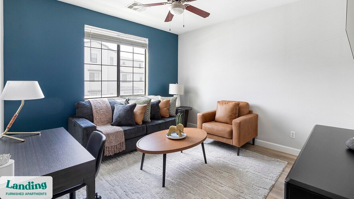 Foto principal - 9242 W Russell Rd
