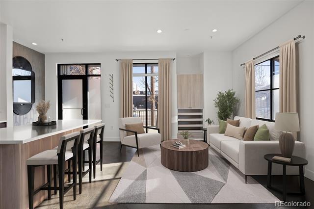 Foto del edificio - 3149 Blake St