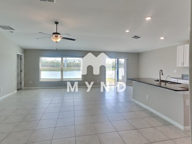 Building Photo - 10411 Alder Green Dr