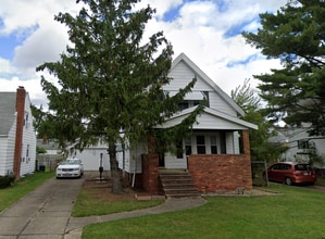 Building Photo - 3408 Parklane Dr