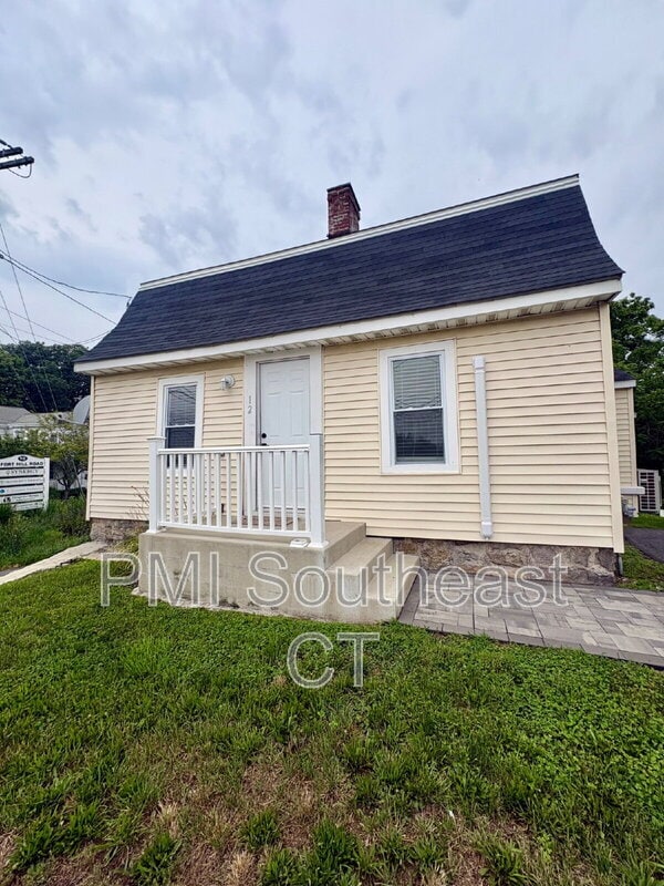 Building Photo - 12 Fort Hill Rd