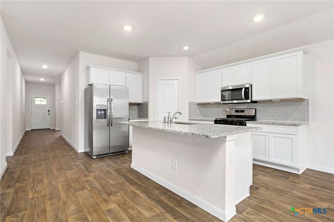 Foto del edificio - 1421 Havelock Wy