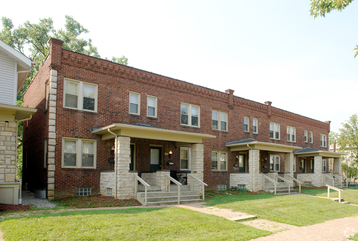 Primary Photo - 109-119 E Tompkins St