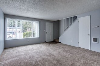Building Photo - 1022 NE 181st Ave