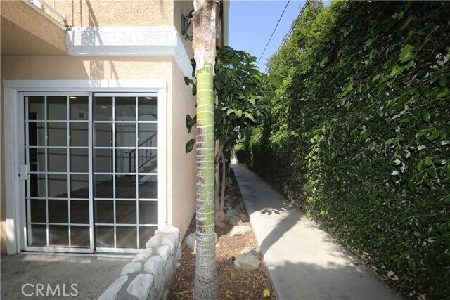 Building Photo - 10420 Bogardus Ave