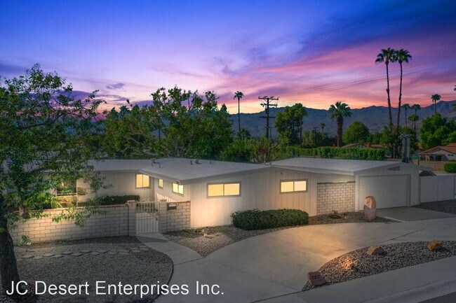 Foto del edificio - 4 br, 2.5 bath House - 74015 Aster Dr.