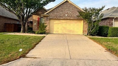 Building Photo - 8905 Edinburgh Ln
