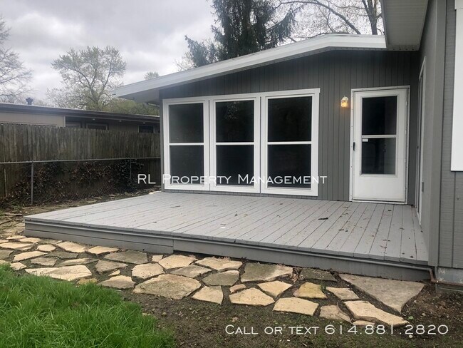 Foto del edificio - 2450 Bristol Rd