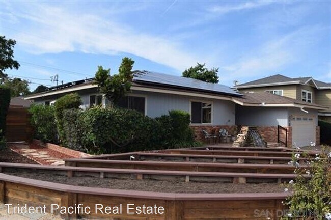 Building Photo - 3 br, 1.5 bath House - 604 Catalina Blvd.