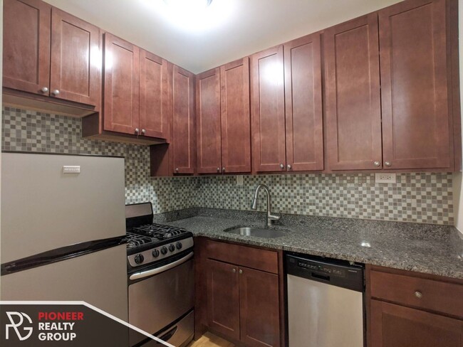 Foto del edificio - Studio close to Ravenswood Metra & Brown line