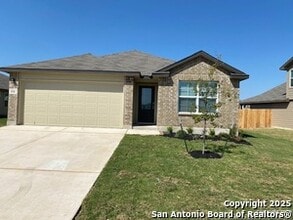 Building Photo - 416 Red River