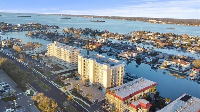 Foto del edificio - 125 Island Way