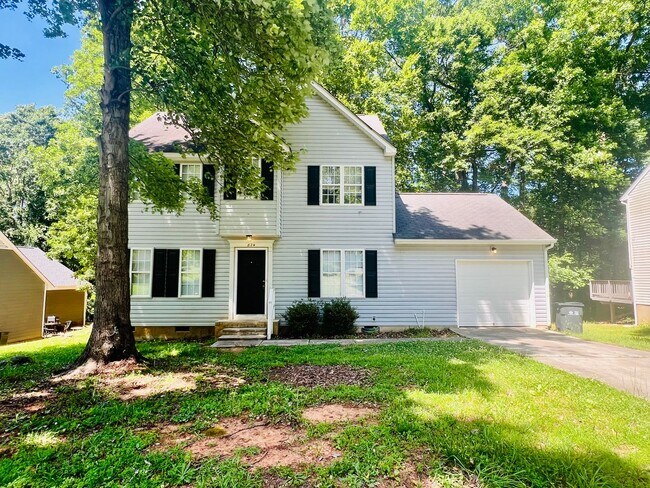 Foto del edificio - 824 Northwood Dr