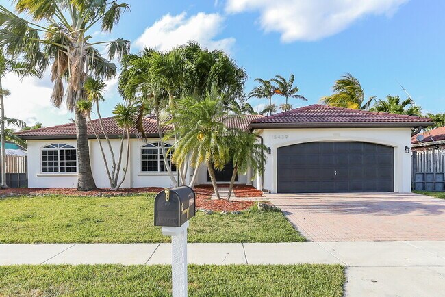 Building Photo - 15439 SW 172nd Terrace