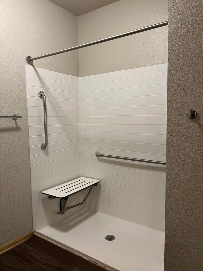 Foto del edificio - Western U Flats