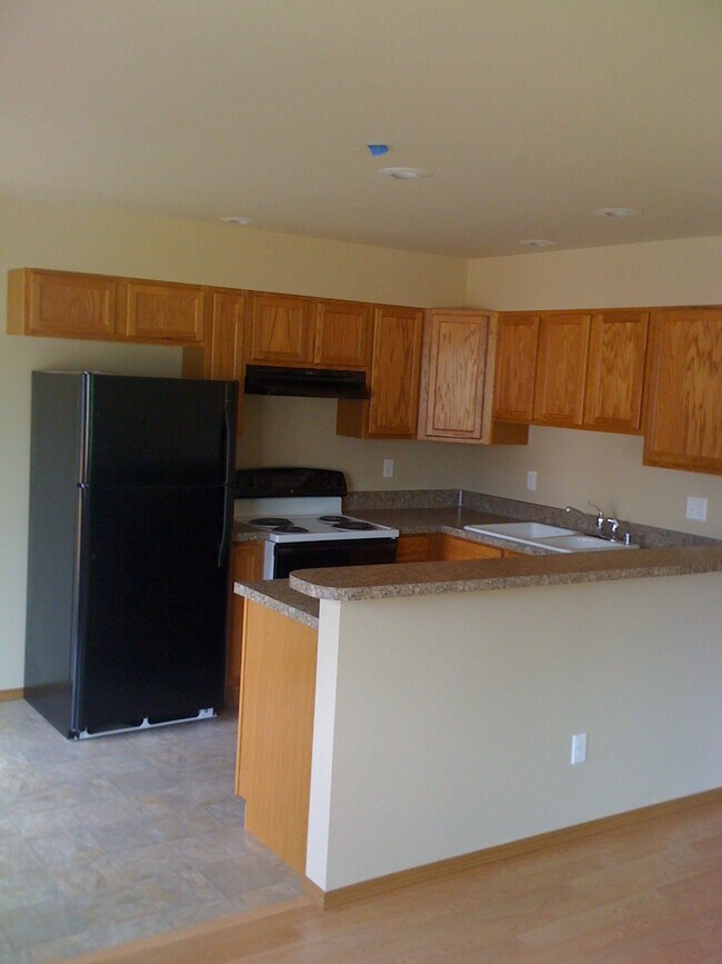 Foto del edificio - 2011 Bush Ave NW