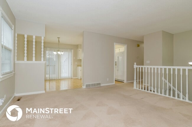 Building Photo - 1857 W Chambery Dr