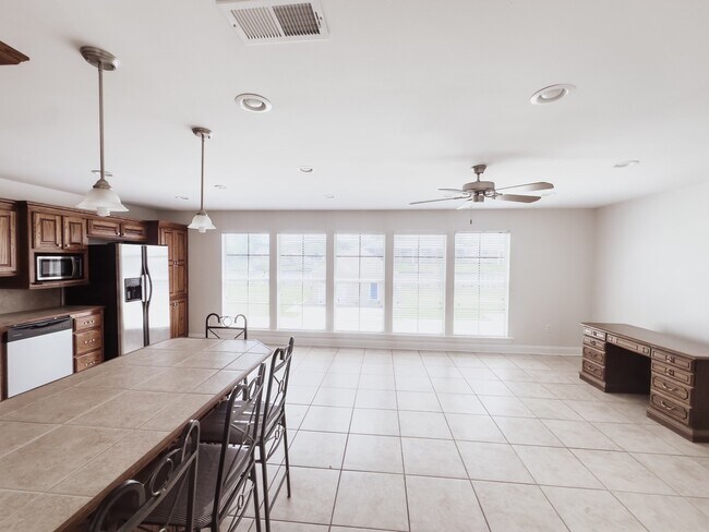 Foto del edificio - 12481 Homeport Dr
