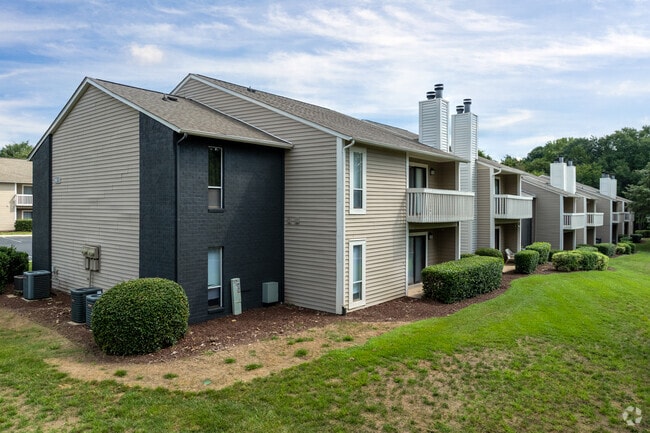 Berkshire Place Apartments - Vetra Quail Hollow