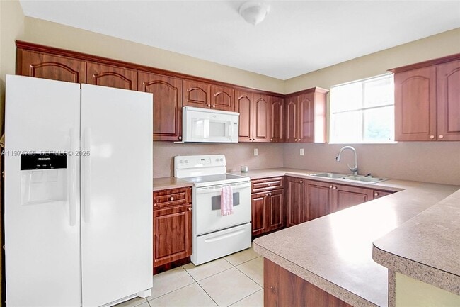 Foto del edificio - 3920 SW 89th Ct