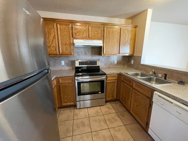 Foto del edificio - 614 Bermuda St