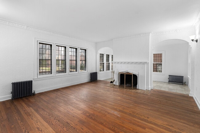 Building Photo - 16855 Muirland St