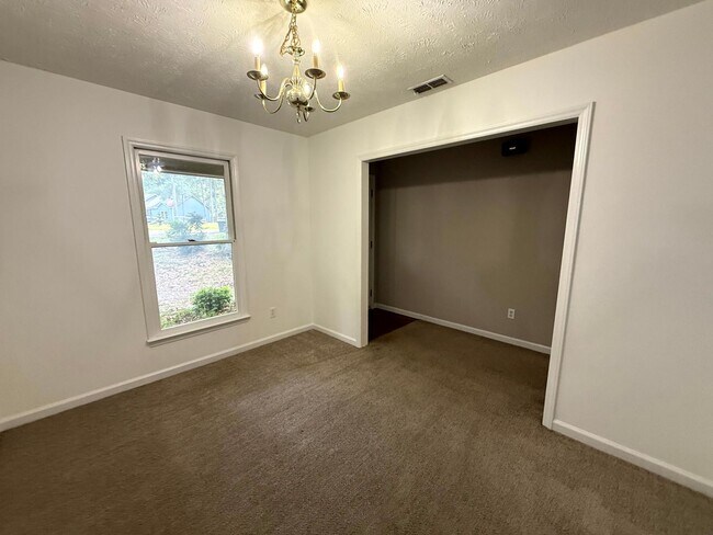 Building Photo - 5481 Landview Pl