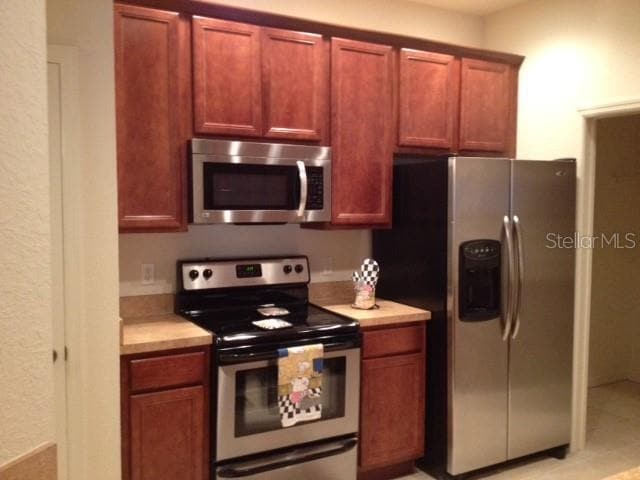 Foto del edificio - 3000 Laurel Park Ln