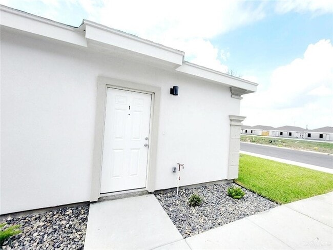 Building Photo - 5801 Swallow Ave