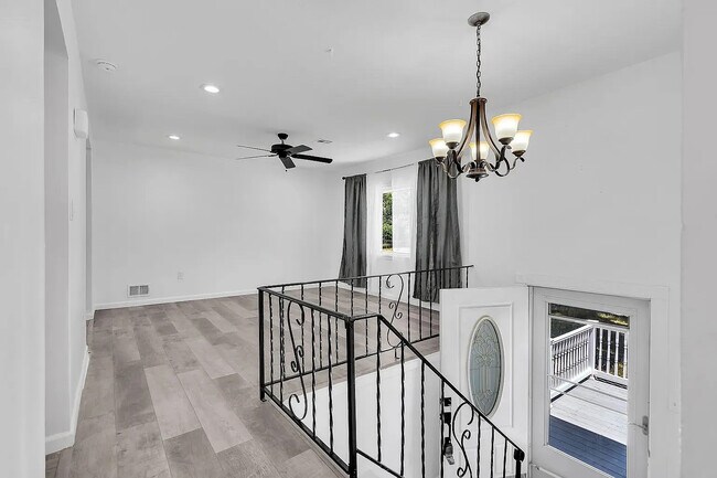 Foto del edificio - 2144 Dover Pines Ave