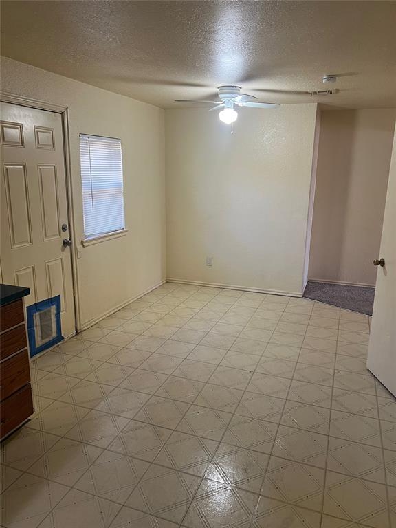 Building Photo - 2812 N Peniel Ave