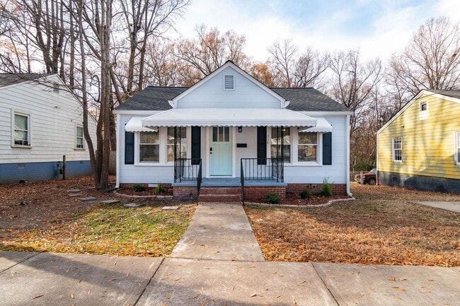 Fantastic Renovation! 2 Bed, 1 Bath home i... - Fantastic Renovation! 2 Bed, 1 Bath home i...