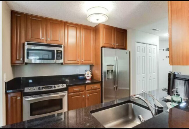 Foto del edificio - 6010 Chasewood Pkwy