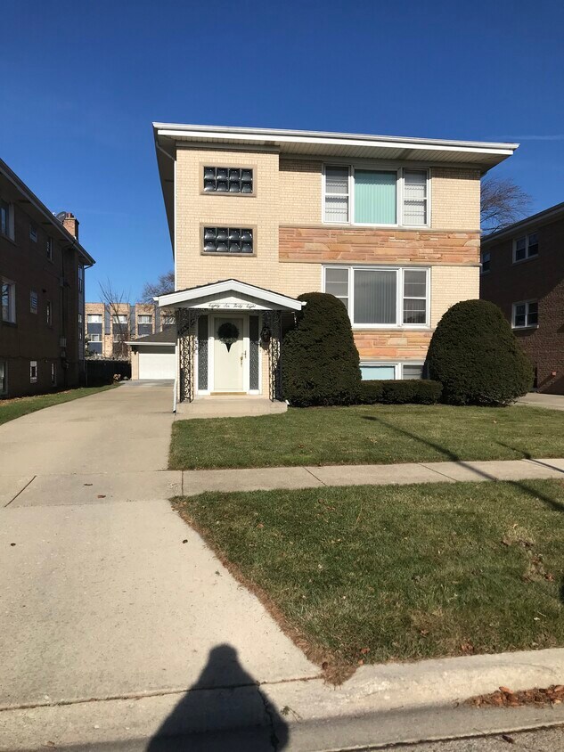 Primary Photo - 8648 W Carmen Ave