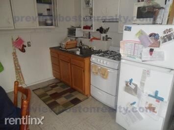 Foto del edificio - 1381 Commonwealth Avenue