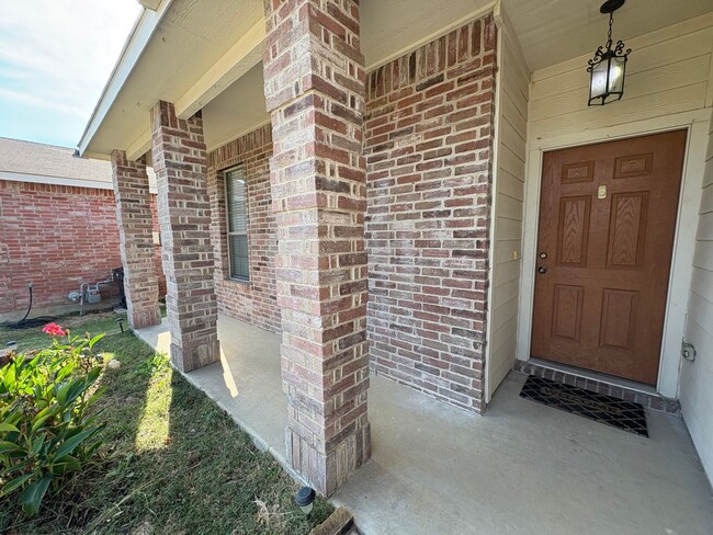 Building Photo - Keller ISD 3-2-2 Near Fossil Ridge HS