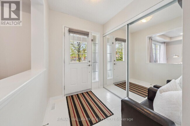 Building Photo - 6 Calafia St