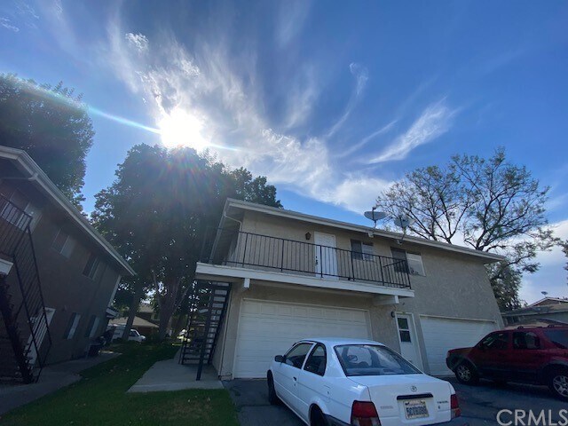 Primary Photo - 3078 Knollwood Ave