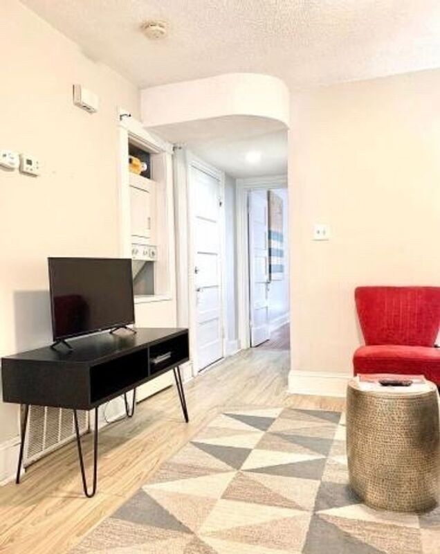 Foto del edificio - 2603-2605 Parkwood Ave