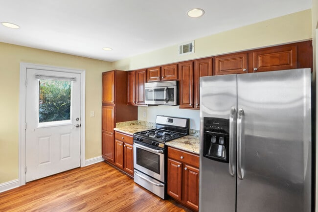 Kitchen 2 - 6221 Vermillion Blvd