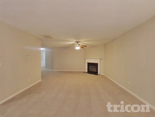 Building Photo - 5853 Sepulveda Ln
